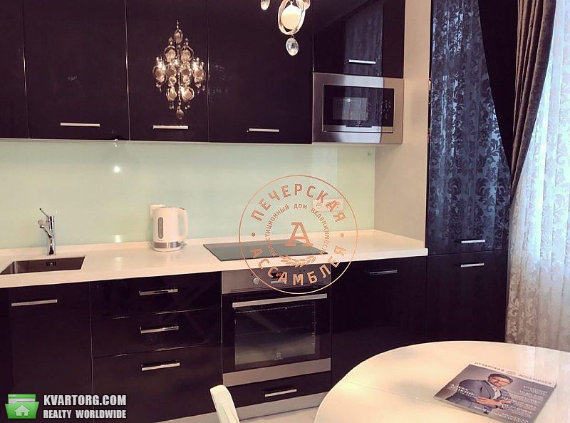 Rent out 2-room apartment. Киев, Драгомирова ул. — photo 3
