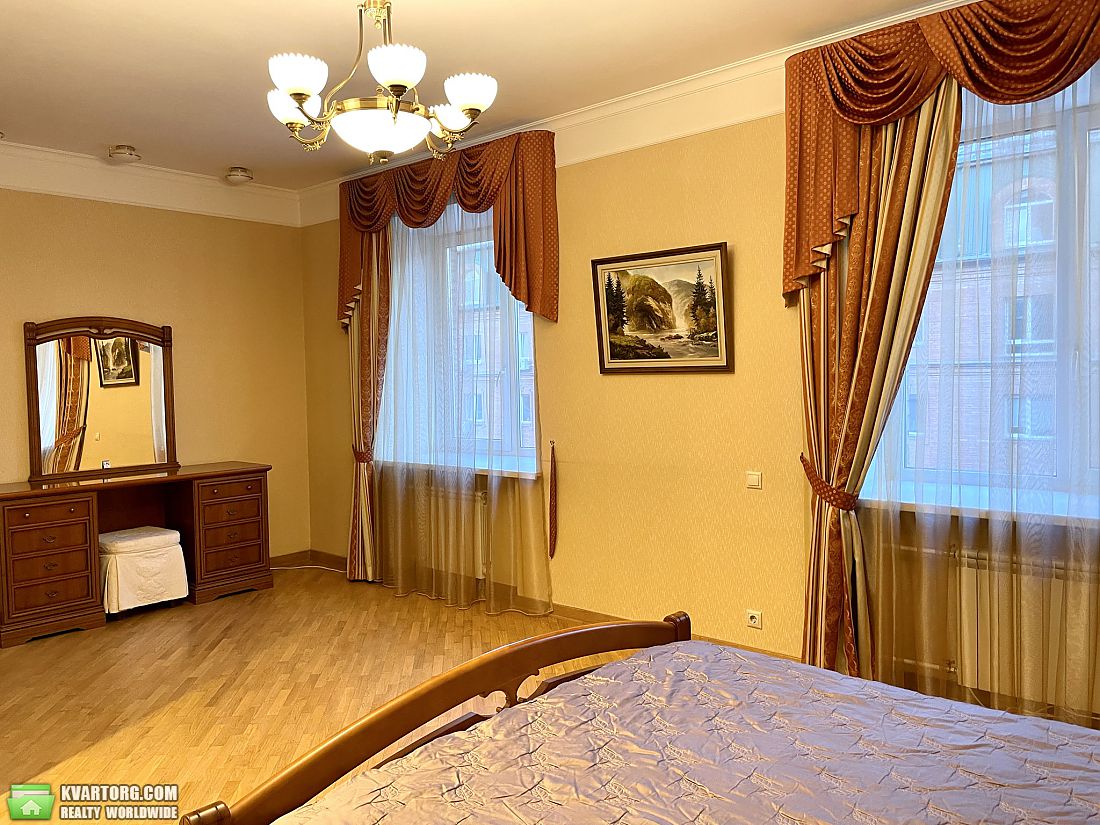 Rent out 3-room apartment. Киев,  Волошская — photo 4