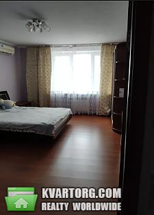 Rent out 2-room apartment. Киев, Хвылевого — photo 1