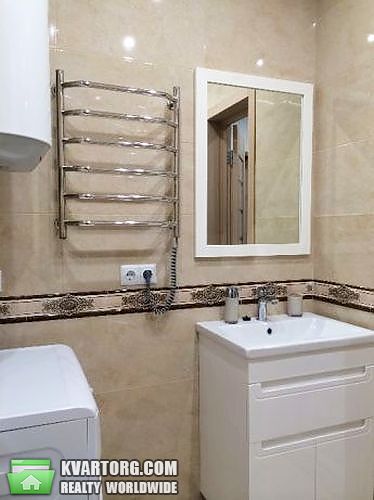 Rent out 1-room apartment. Киев,  Невская — photo 10
