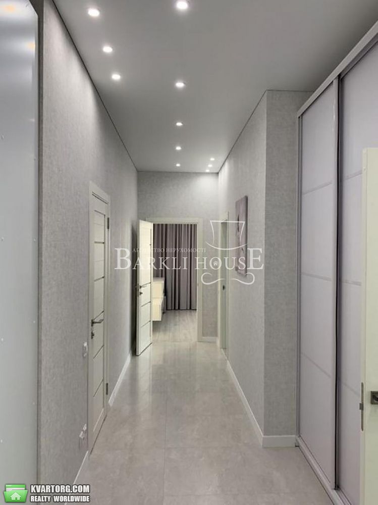 Rent out 3-room apartment. Киев, Никольско Слободская — photo 8