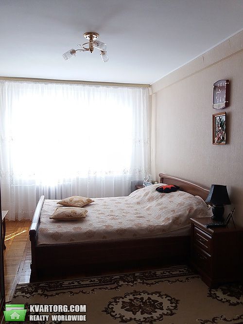 Sell 2-room apartment. Киев,  Воскресенская — photo 4