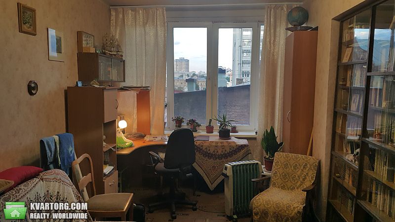 Sell 4-room apartment. Киев,  Владимирская — photo 4