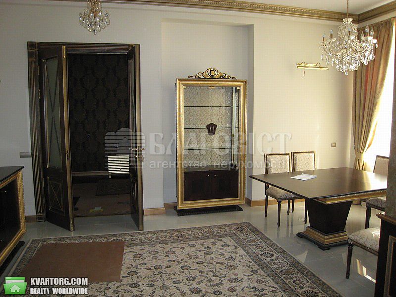 Rent out 3-room apartment. Киев,  Банковая — photo 1