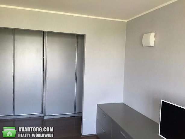 Sell 2-room apartment. Киев,  Приречная — photo 1