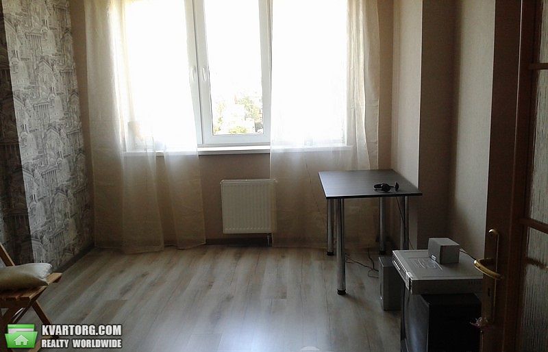 Sell 2-room apartment. Киев,  Моторный пер — photo 2