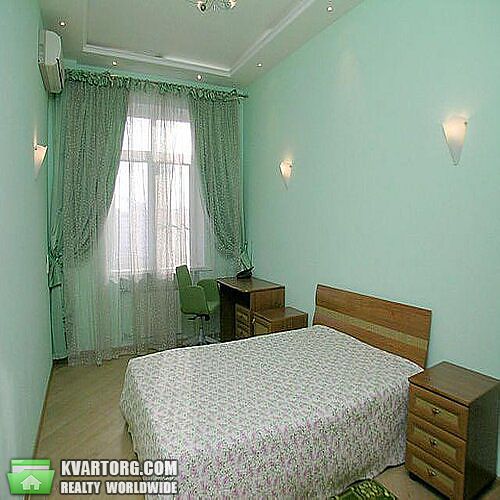 Rent out 2-room apartment. Днепропетровск, Набережная Сичеславская — photo 1
