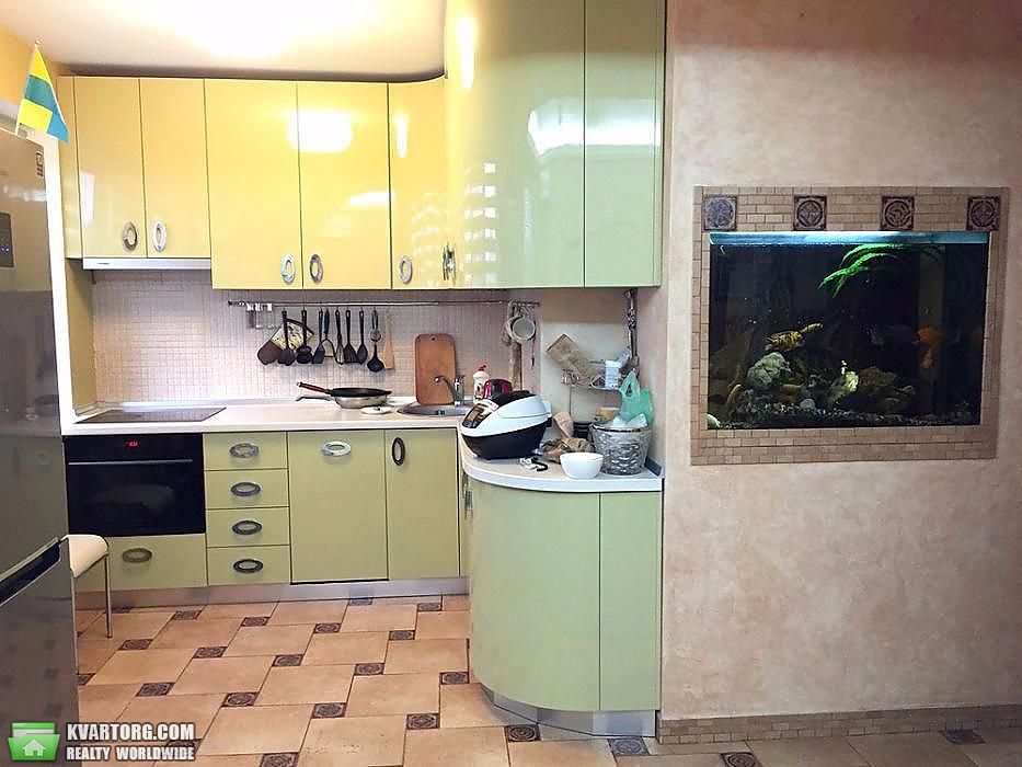 Sell 3-room apartment. Киев,  Приречная — photo 4
