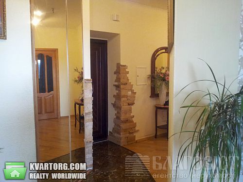 Sell 2-room apartment. Киев,  Автозаводская — photo 6