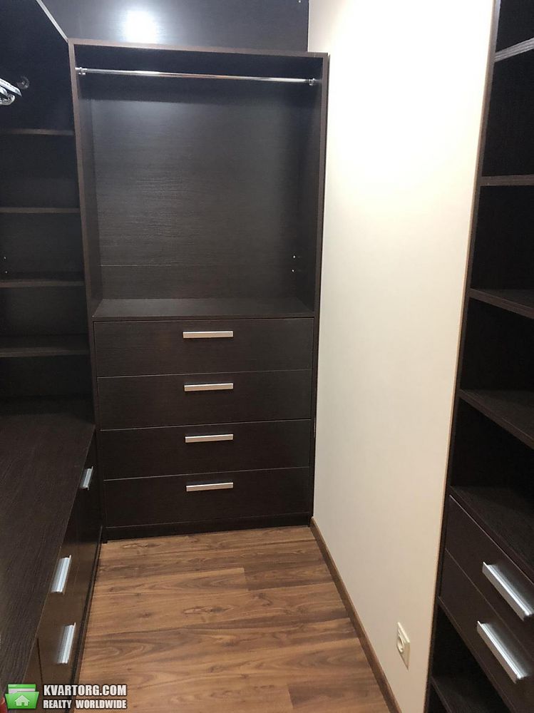 Rent out 3-room apartment. Киев, Ильенко — photo 4
