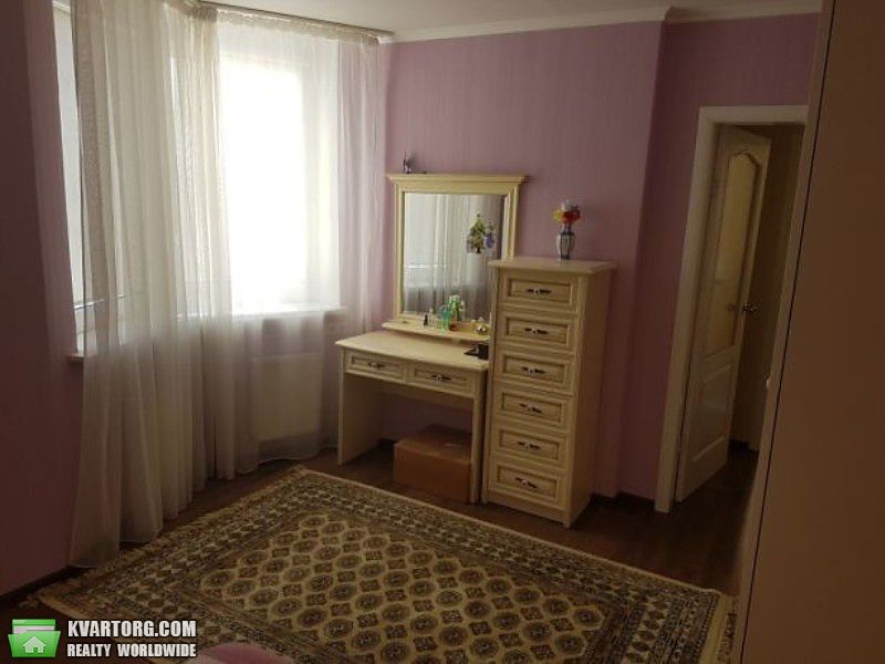 Sell 3-room apartment. Киев,  Маяковского — photo 1