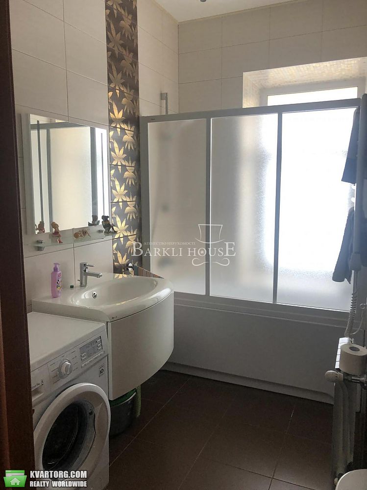 Rent out 2-room apartment. Киев,  Костельная — photo 8