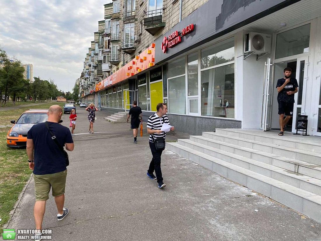 Rent out shop. Киев, Харьковское шоссе — photo 2