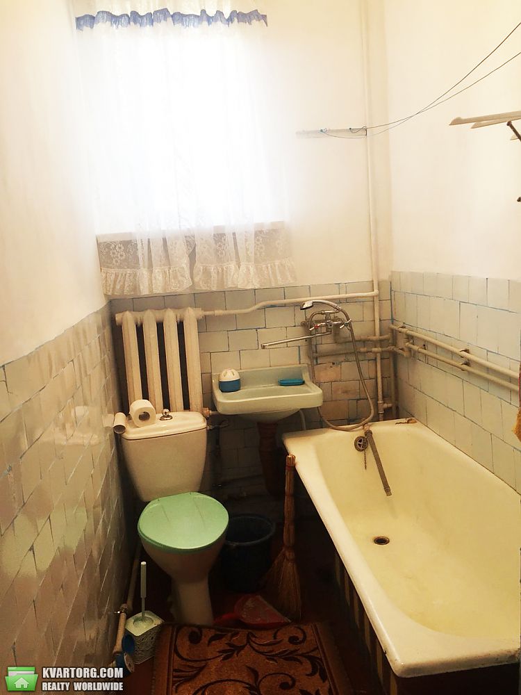Rent out 2-room apartment. Киев,  Столичное шоссе — photo 8