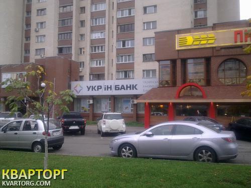Rent out shop. Киев, ул. Маршала Тимошенко 18 — photo 1