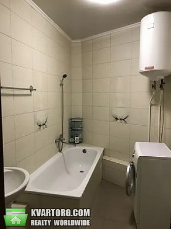 Rent out 1-room apartment. Киев,  Конева — photo 7