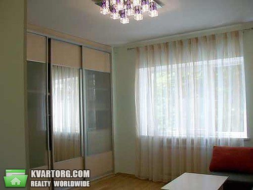 Sell 2-room apartment. Киев,  Богдана Хмельницкого — photo 3