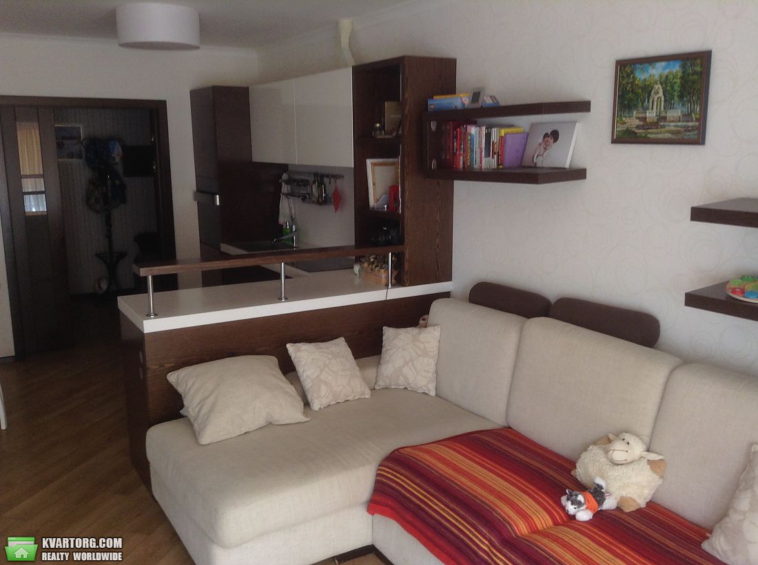 Sell 2-room apartment. Киев,  Ломоносова — photo 2