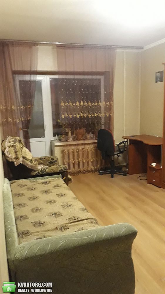 Rent out 2-room apartment. Киев,  Драгоманова — photo 1