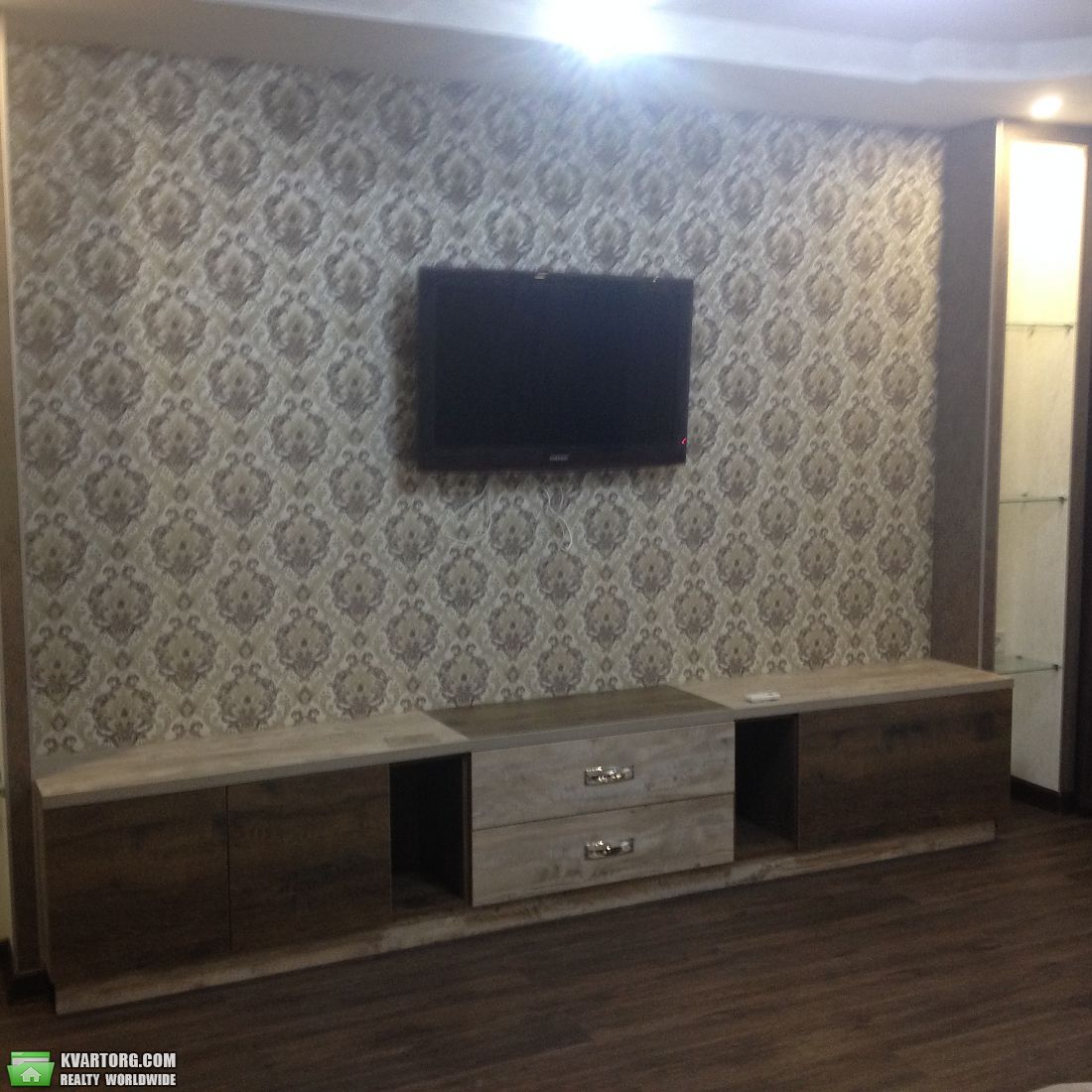 Rent out 2-room apartment. Киев,  Гарматная — photo 2