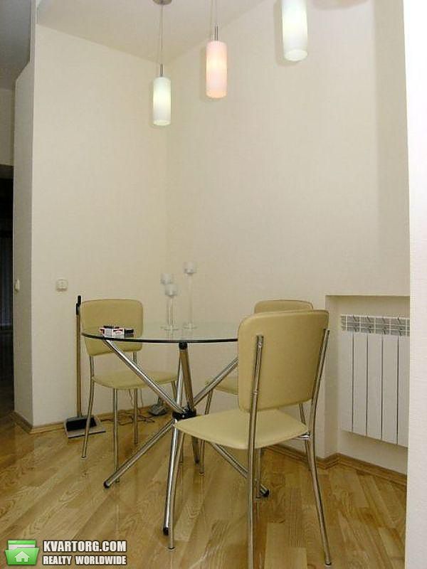 Rent out 2-room apartment. Киев,  Дарвина — photo 8