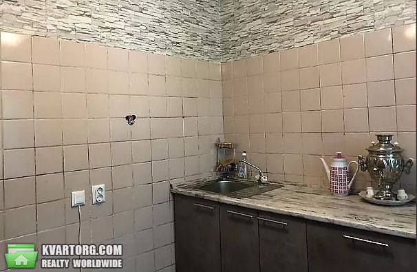Sell 2-room apartment. Киев,  Автозаводская — photo 2