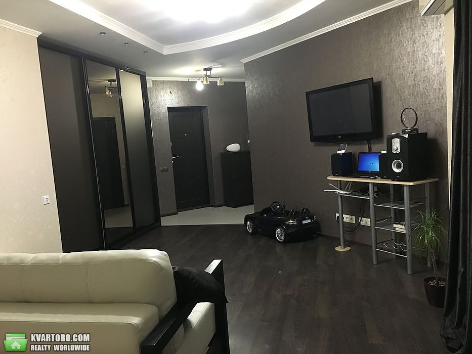 Rent out 1-room apartment. Киев,  Теремки — photo 8