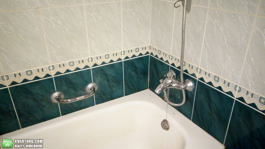 Sell 2-room apartment. Киев,  Лихачева — photo 5