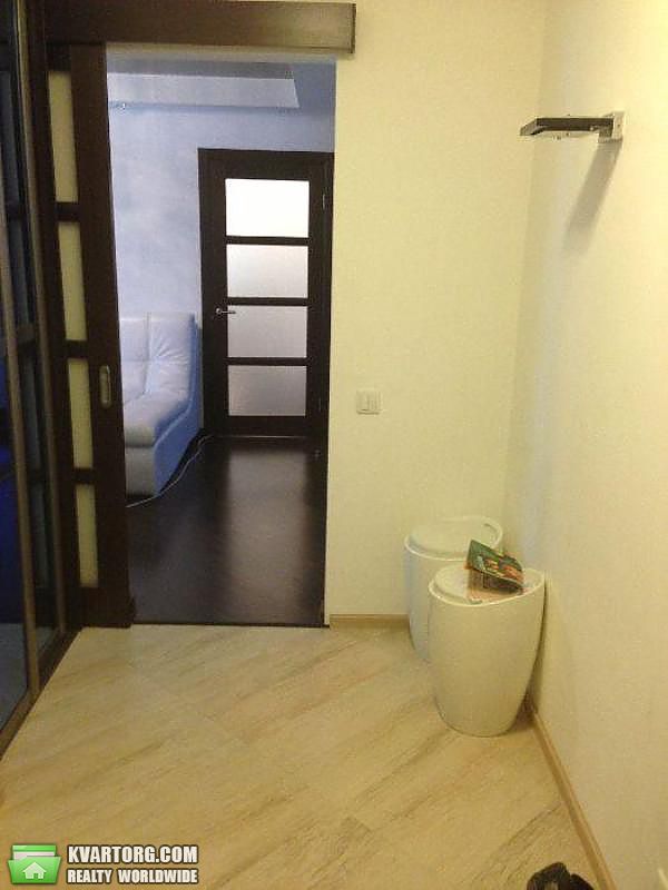 Rent out 2-room apartment. Киев,  Чигорина — photo 6