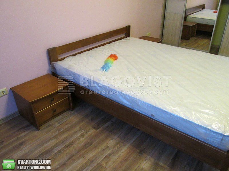 Rent out 1-room apartment. Киев,  Юношеская — photo 1