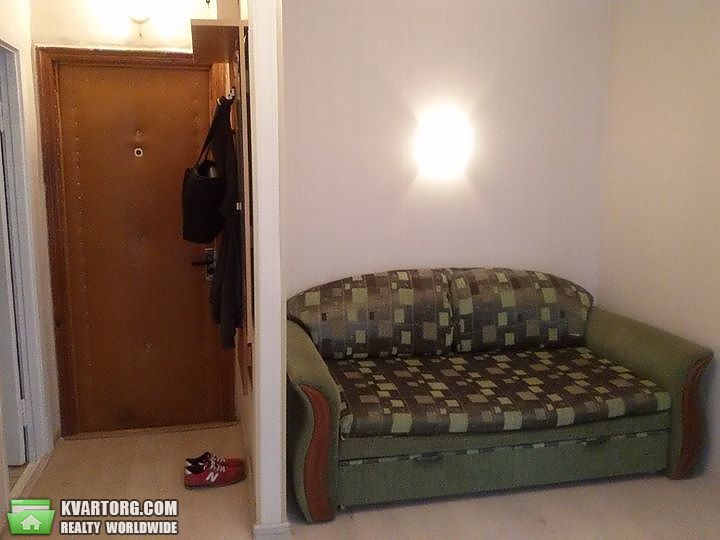 Rent out 1-room apartment. Киев,  Королева — photo 1