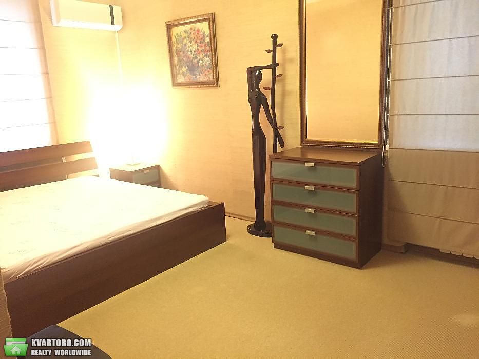 Rent out 2-room apartment. Киев,  Подвысоцкого — photo 3