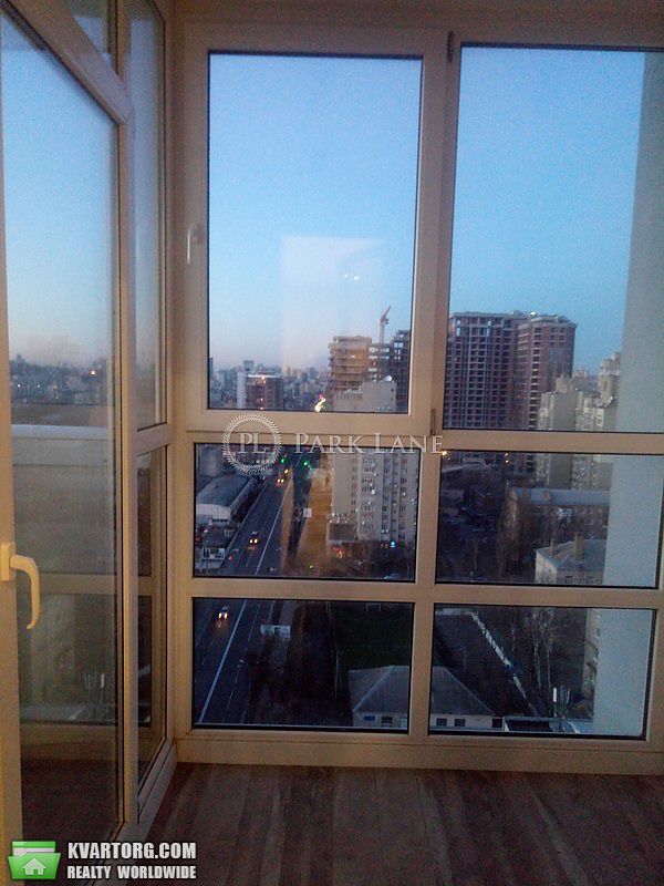 Rent out 2-room apartment. Киев,  Боженко — photo 6