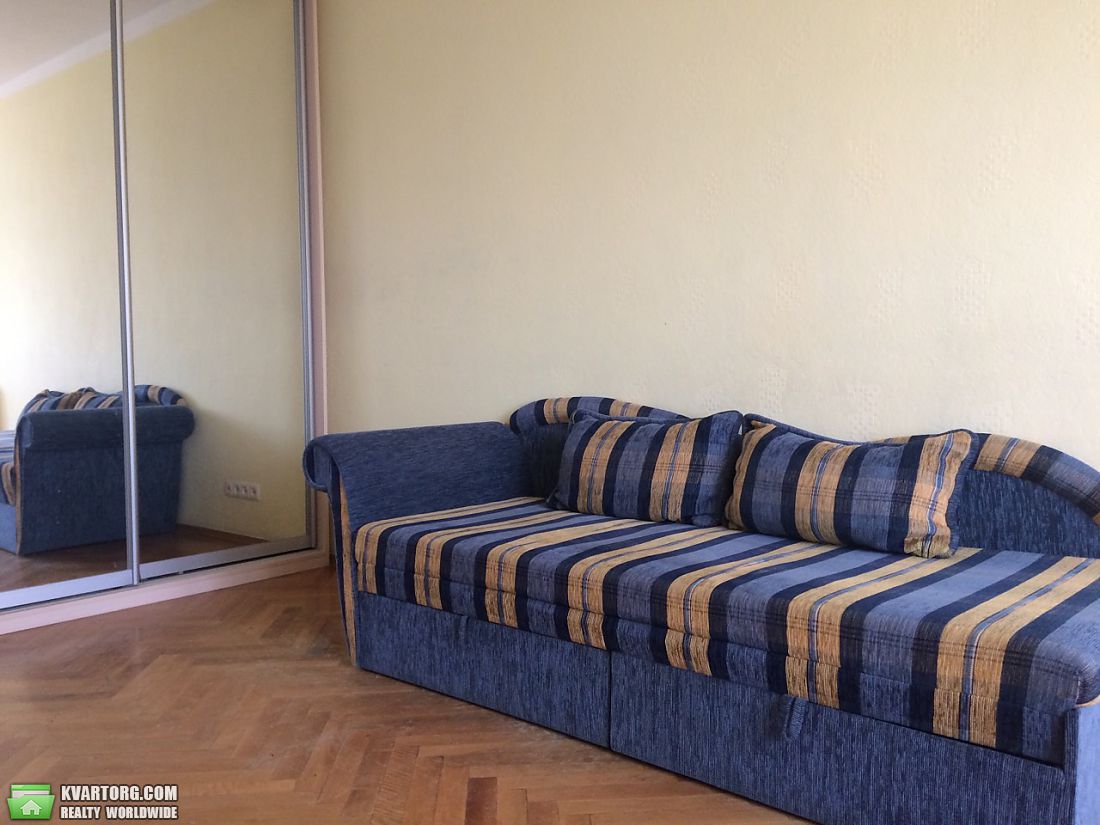 Rent out 2-room apartment. Киев,  Леси Украинки бул — photo 2