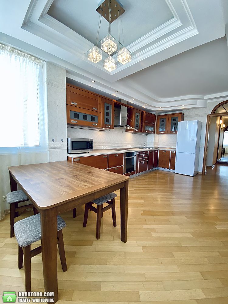Rent out 2-room apartment. Киев,  Ахматовой — photo 2