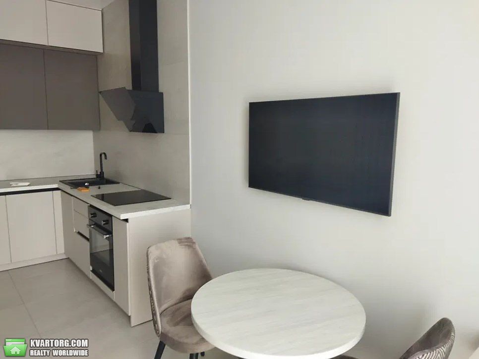 Rent out 1-room apartment. Киев,  Драгомирова — photo 1