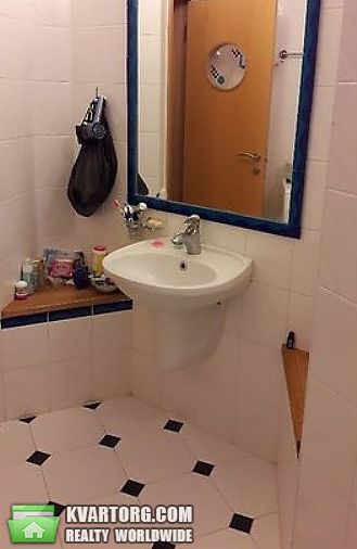 Sell 2-room apartment. Киев,  Искровская — photo 7