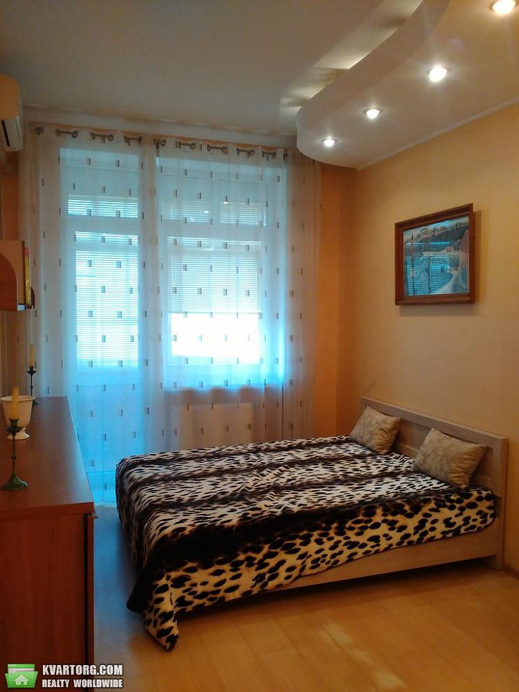 Rent out 2-room apartment. Киев,  Леси Украинки бул — photo 7