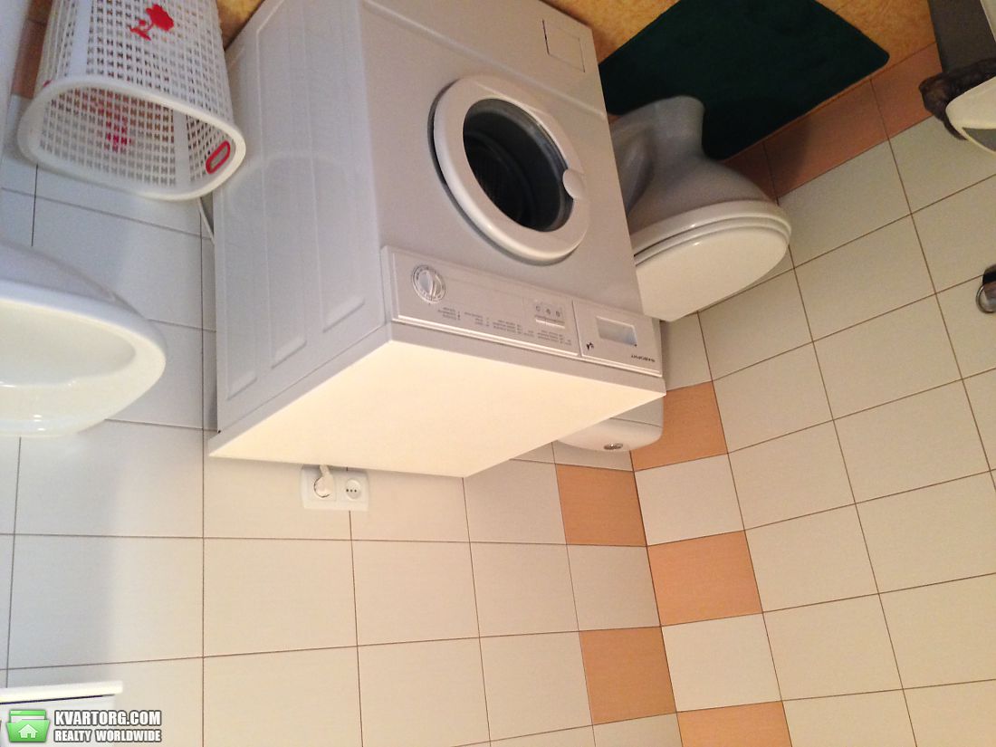 Rent out house. Киев,  Промышленная — photo 9
