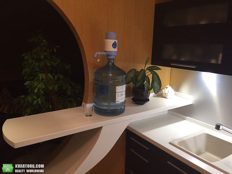 Sell 3-room apartment. Киев,  Мира пр — photo 4