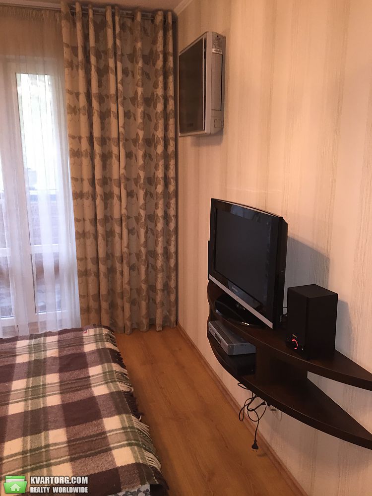 Sell 2-room apartment. Киев,  Каштановая — photo 9
