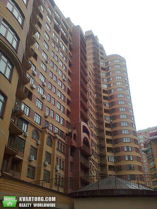 Sell 2-room apartment. Киев,  Щорса — photo 1