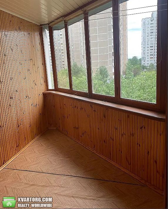 Sell 2-room apartment. Киев,  Радунская — photo 1
