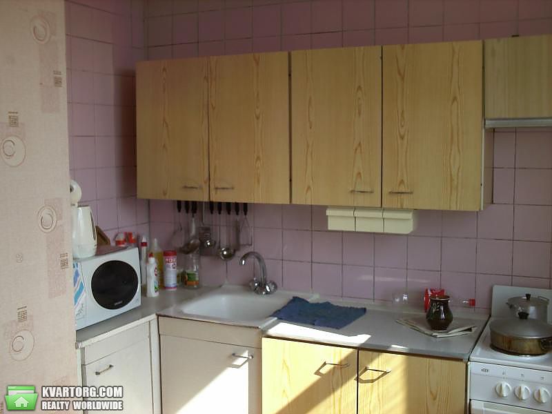 Rent out 1-room apartment. Киев,  Автозаводская — photo 2