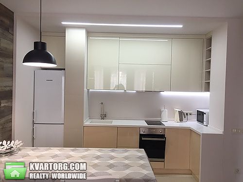 Rent out 2-room apartment. Киев,  Полтавская — photo 2