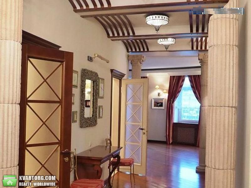 Rent out 3-room apartment. Киев, Леси Украинки бульв. — photo 1