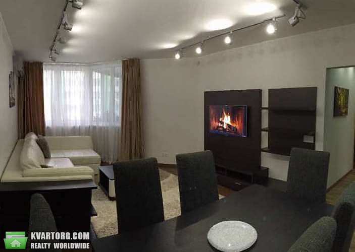 Sell 3-room apartment. Киев, Вышгородская — photo 1
