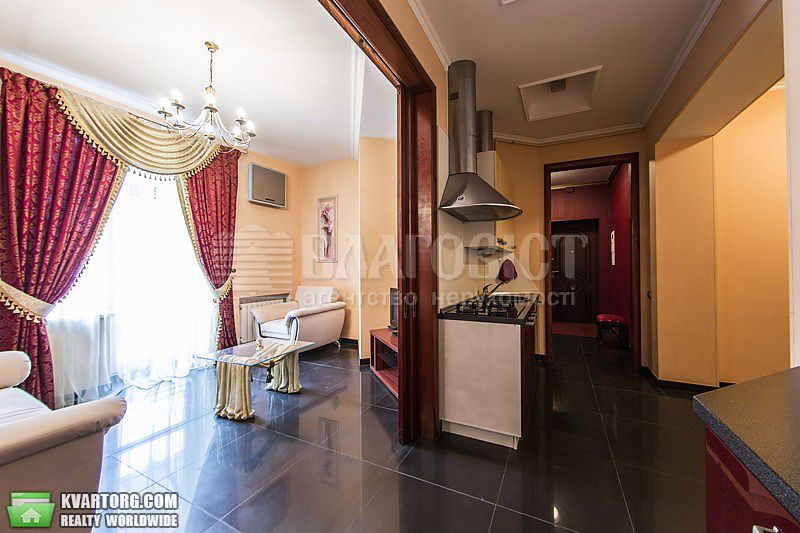 Rent out 2-room apartment. Киев,  Шелковичная — photo 3