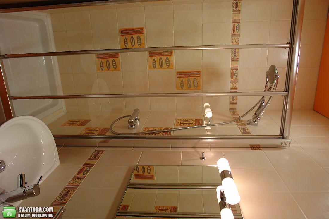Rent out 4-room apartment. Киев, Провиантская — photo 10