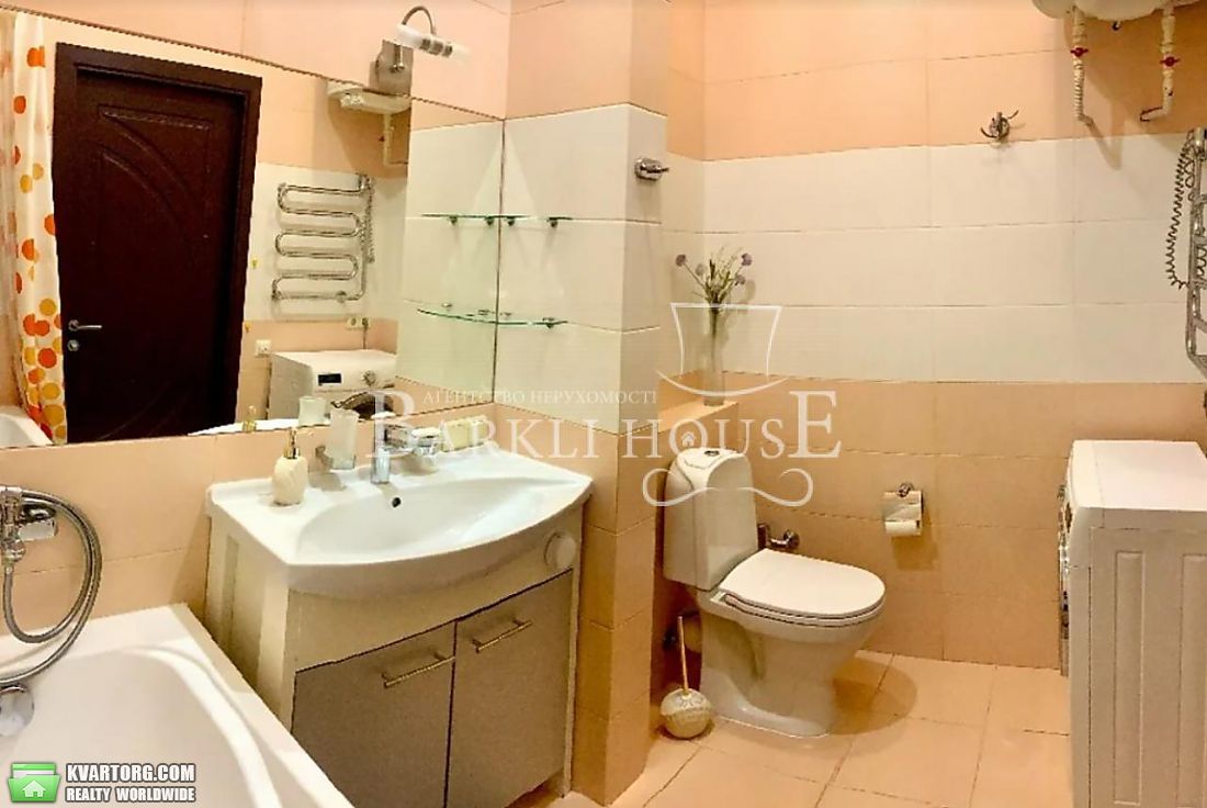 Rent out 2-room apartment. Киев,  Полтавская — photo 8